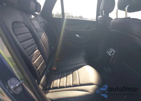 2018 Mercedes-Benz Glc 300 z USA, uszkodzony, nr VIN WDC0G4JB2JF448980